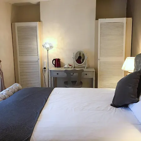 Mulgrave 3* Dún Laoghaire