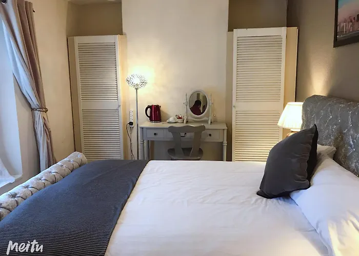 Mulgrave 3* Dún Laoghaire