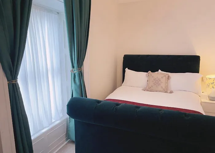 Mulgrave Oda ve Kahvaltı 3*